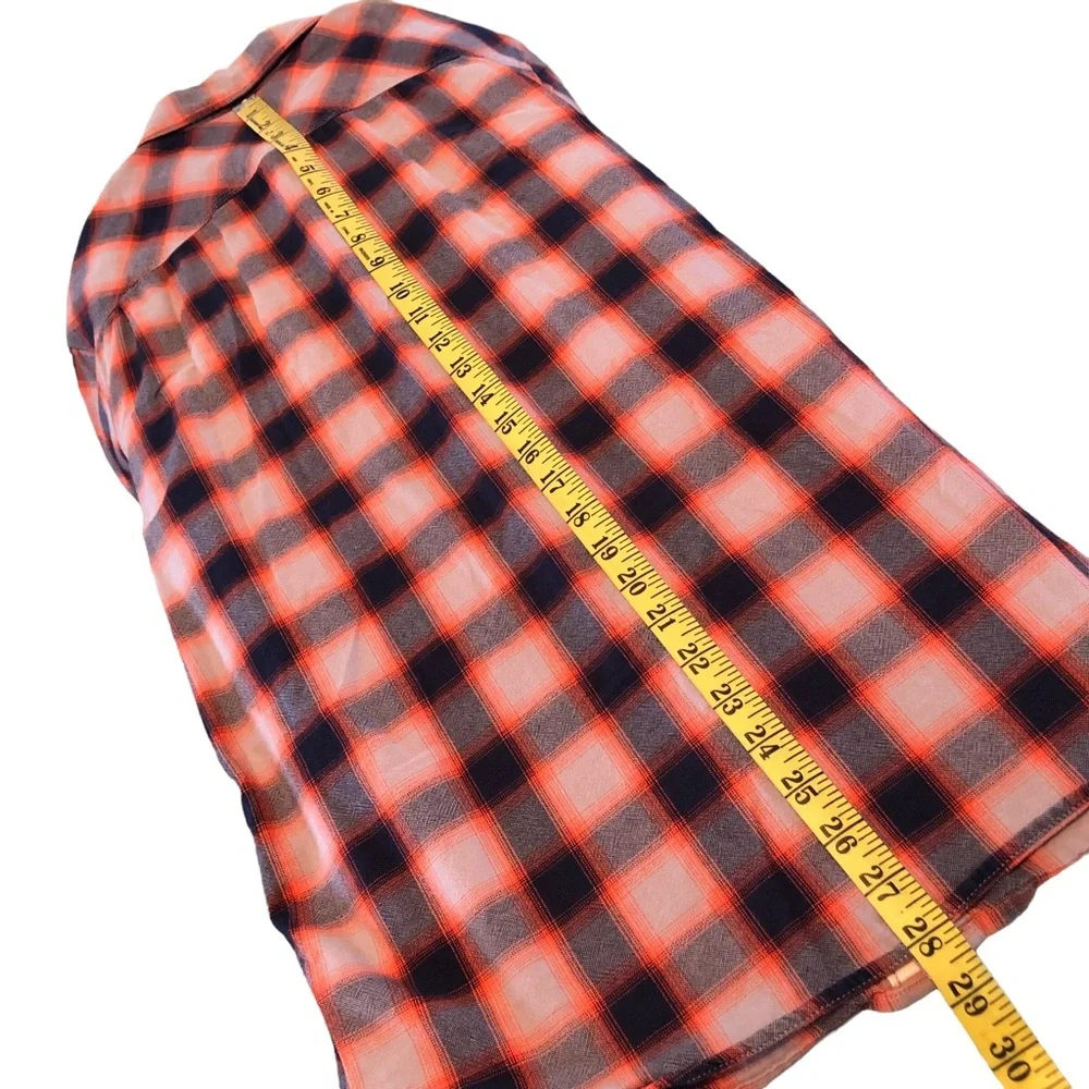 The North Face Short Sleeve Plaid Shirt Men’s Size S